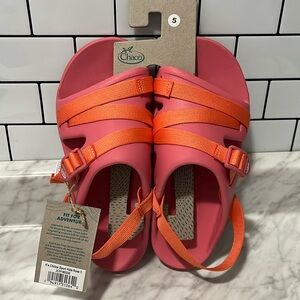 Chaco Chillos Sport Sandals NWT SIZE 5